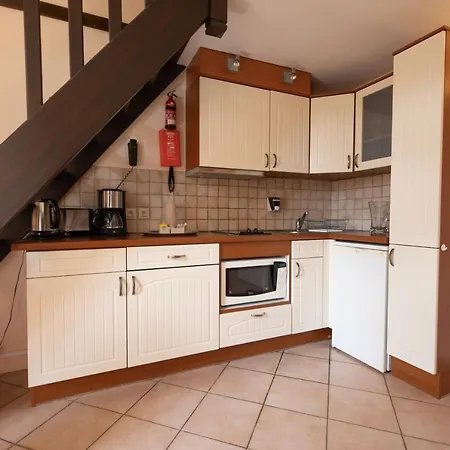 Karma La Normande מלון קונל