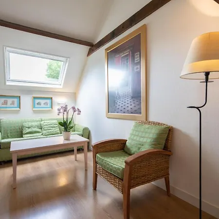 Karma La Normande מלון קונל